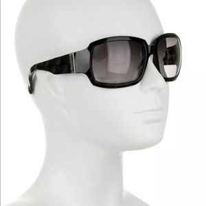 Authentic Like new chanel women’s sunglasses